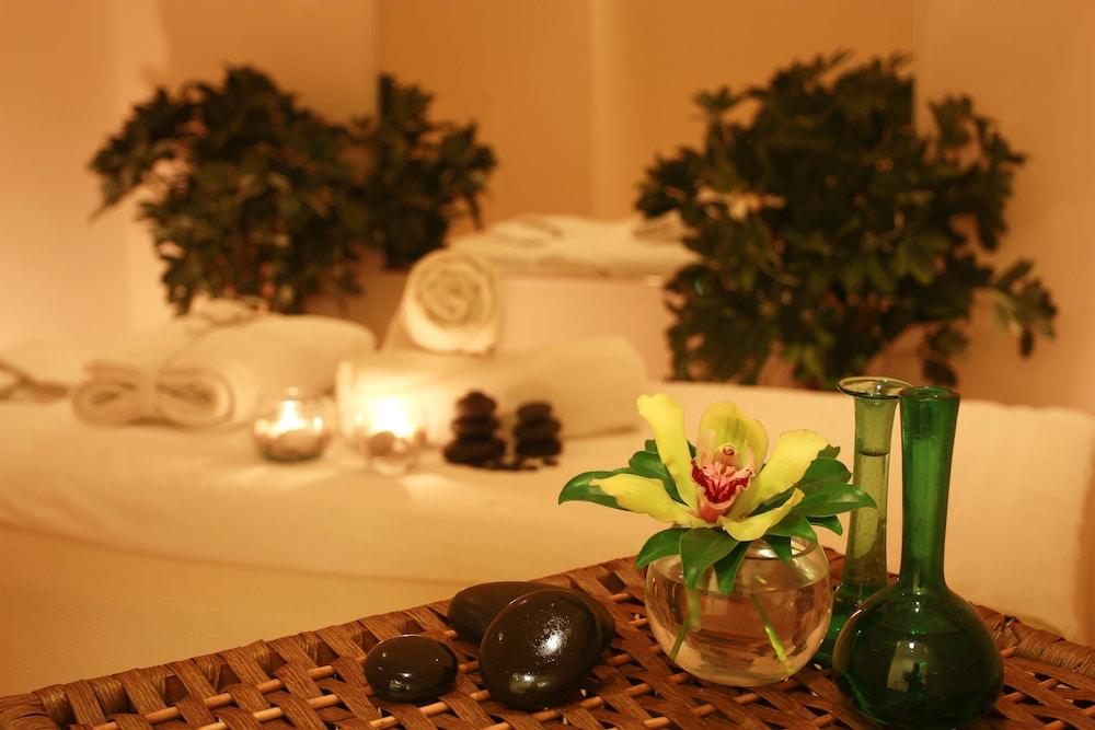 Regency Palace Амман Экстерьер фото A spa