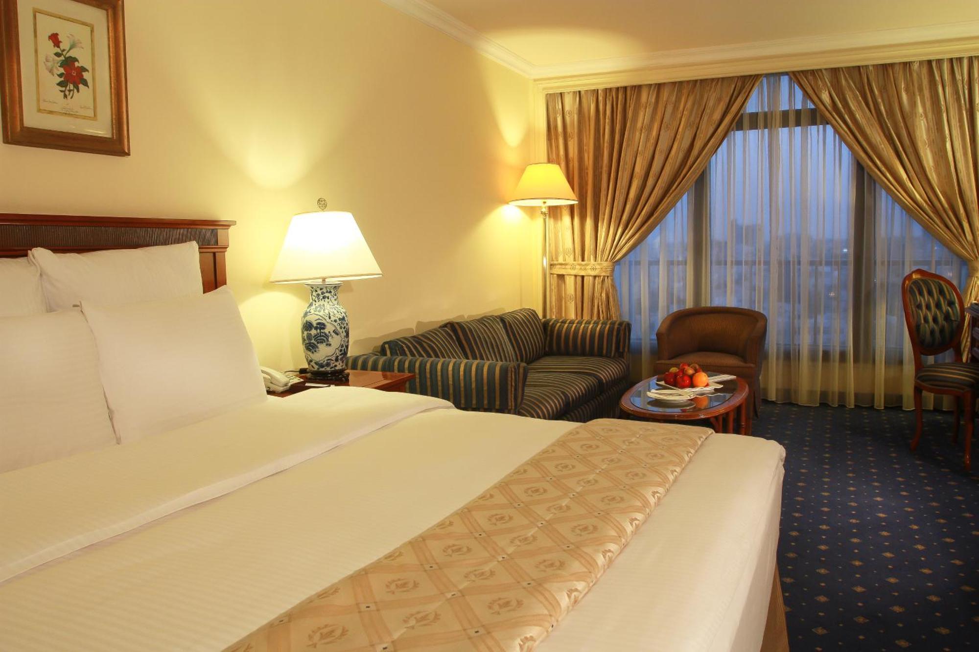 Regency Palace Амман Номер фото A room at the hotel